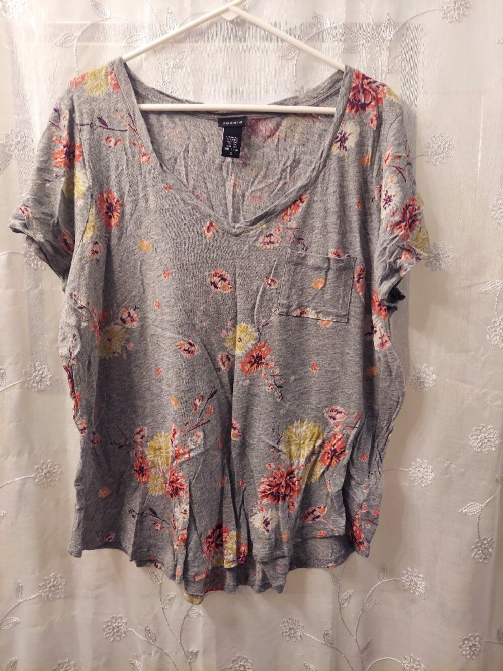 Torrid floral T shirt